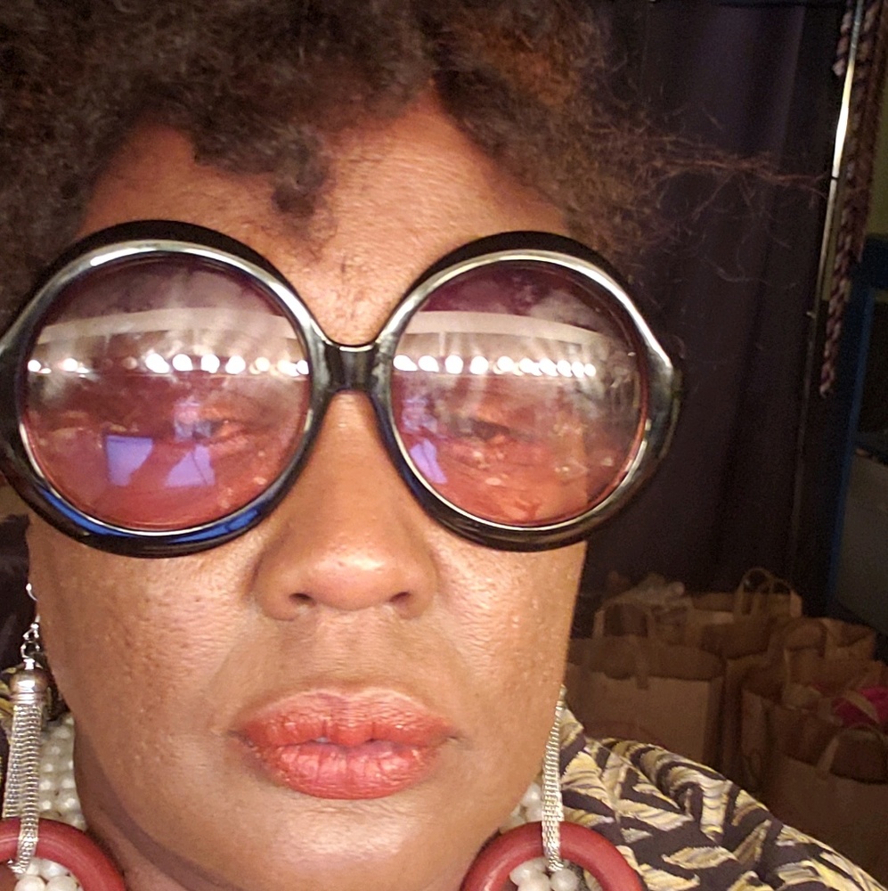 Meet your Posher, Whoopietail